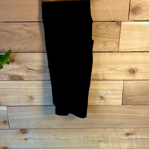 Black shorts - Picture 1 of 2